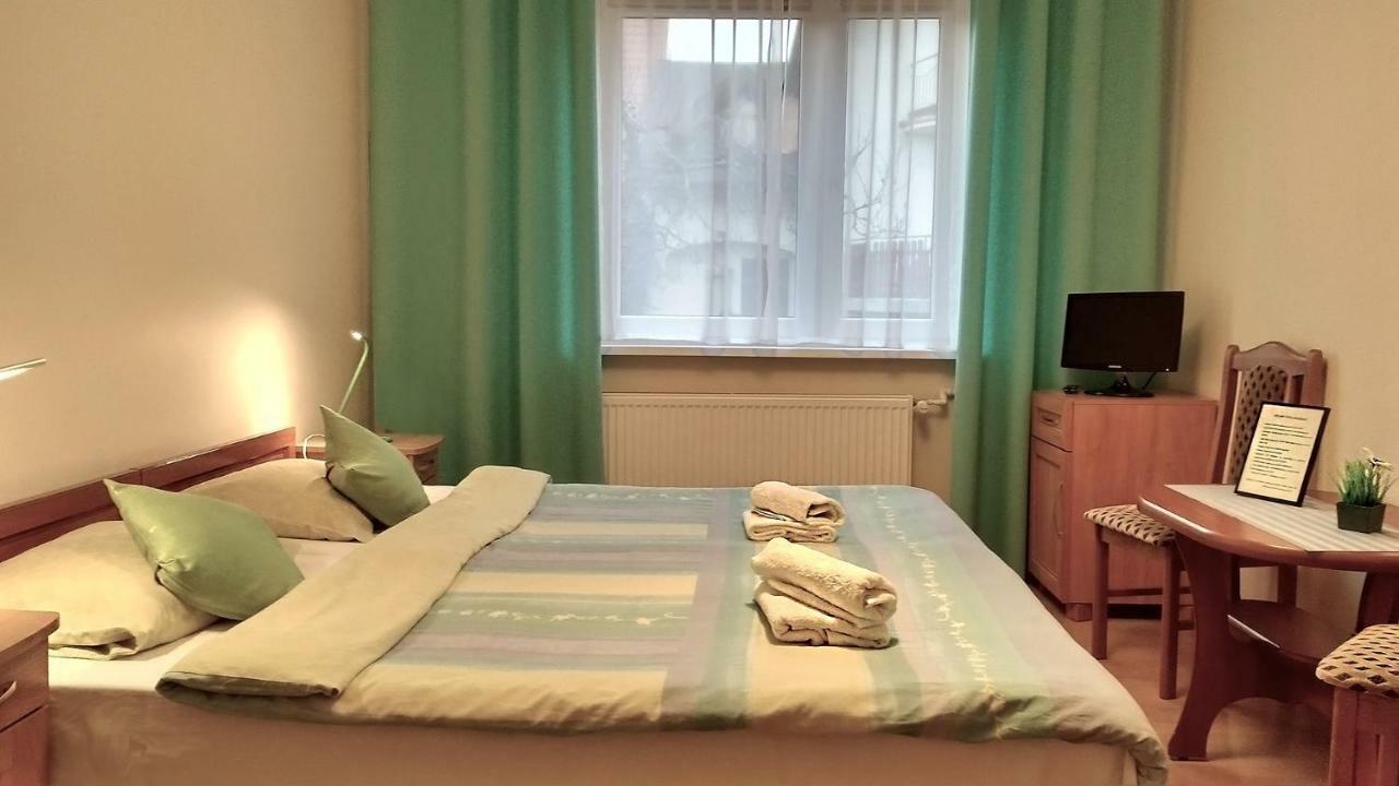 Apartamento Pod Jarzebina Stary Toruń Exterior foto